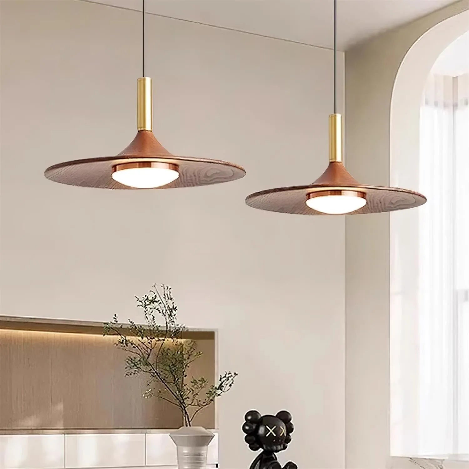 Hat Midcentury Pendel